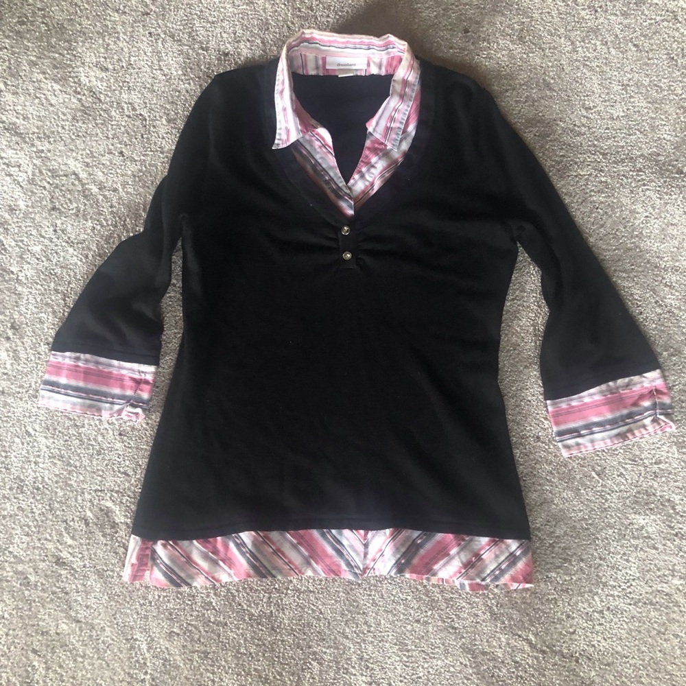 Black sweater, pink and white striped collar, cuff, and shirt tail. 3/4 sleeve